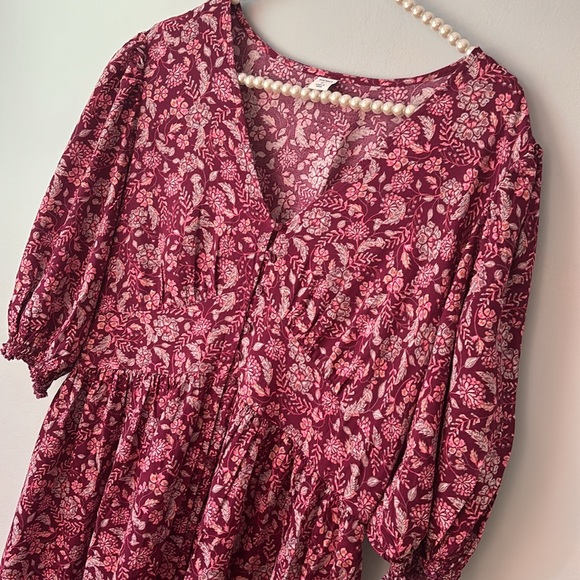 Old Navy Floral Print Midi Dress - Picture 2 of 7